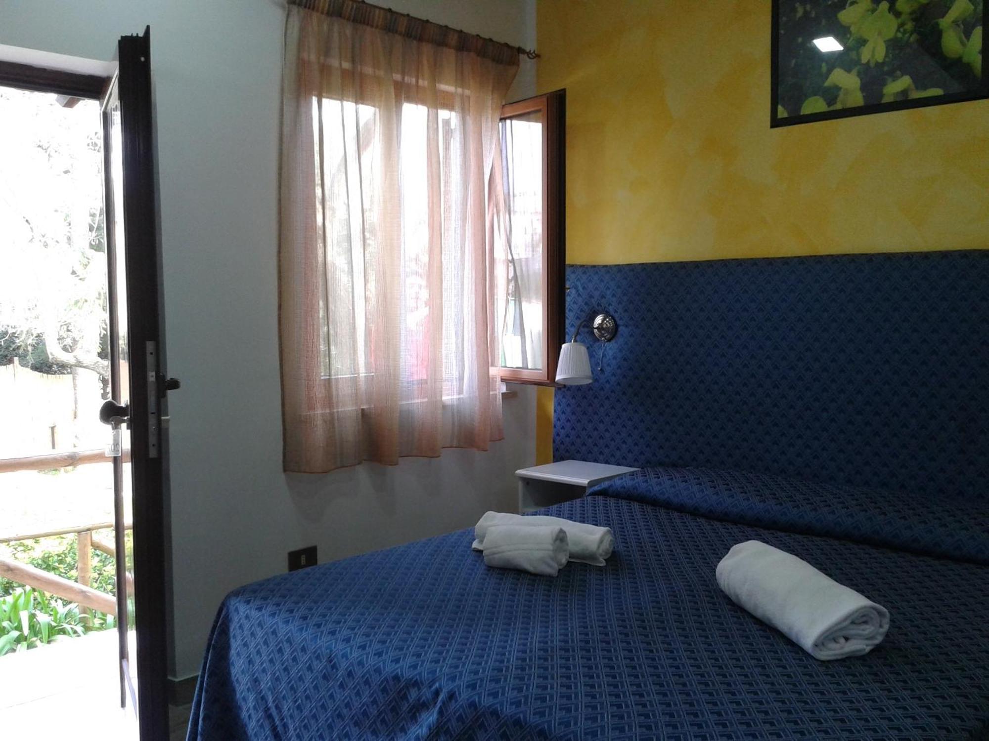 Aparthotel Relais Il Frantoio Massa Lubrense Pokoj fotografie